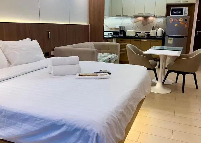 Venice Luxe Work 65-inch Tv And Kitchen For 3 Guests Only *